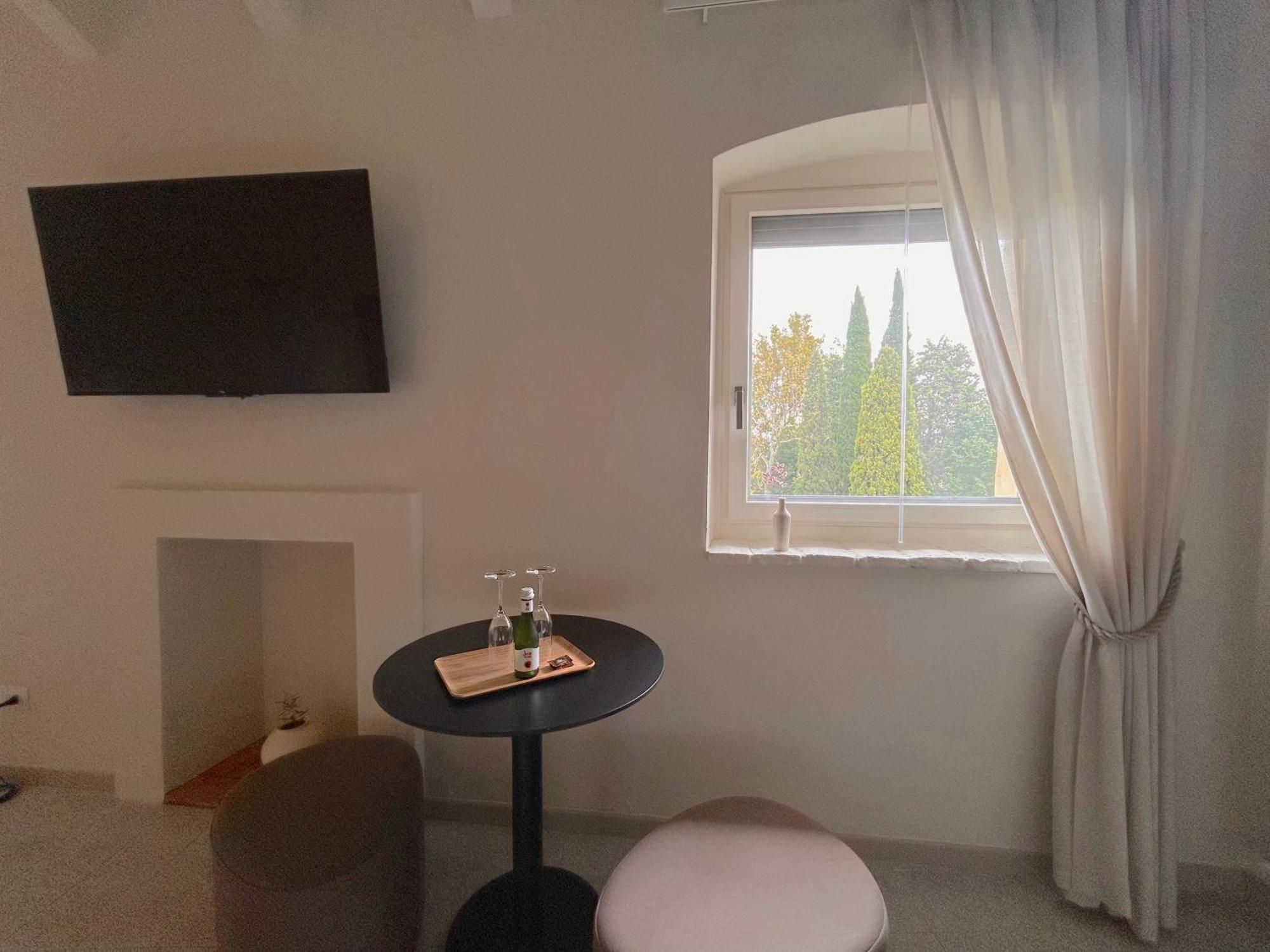 The Lake Suites Com - Luxury Stay In Лацизе Екстериор снимка