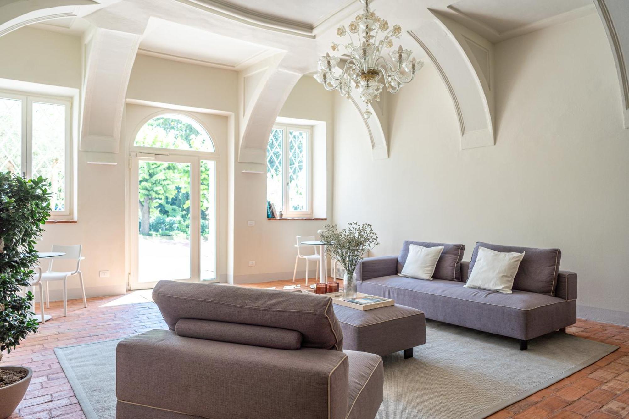 The Lake Suites Com - Luxury Stay In Лацизе Екстериор снимка