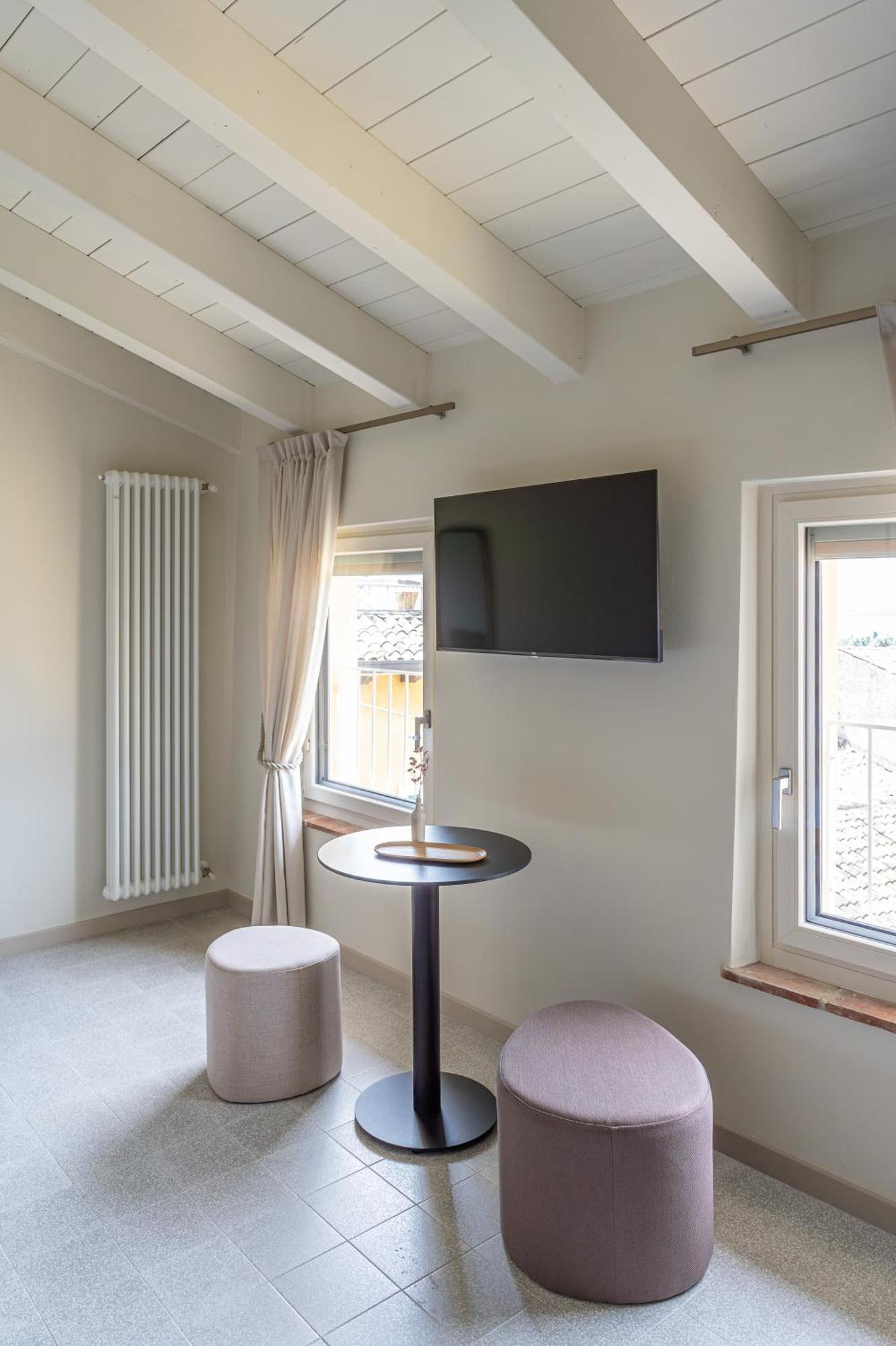 The Lake Suites Com - Luxury Stay In Лацизе Екстериор снимка