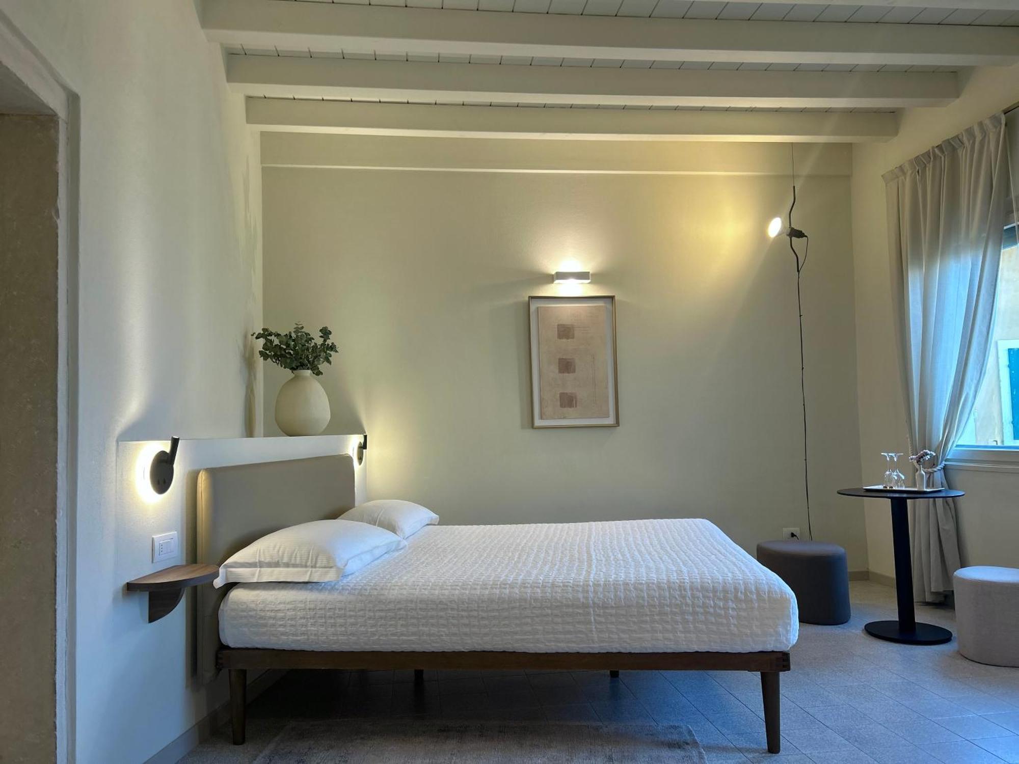 The Lake Suites Com - Luxury Stay In Лацизе Екстериор снимка
